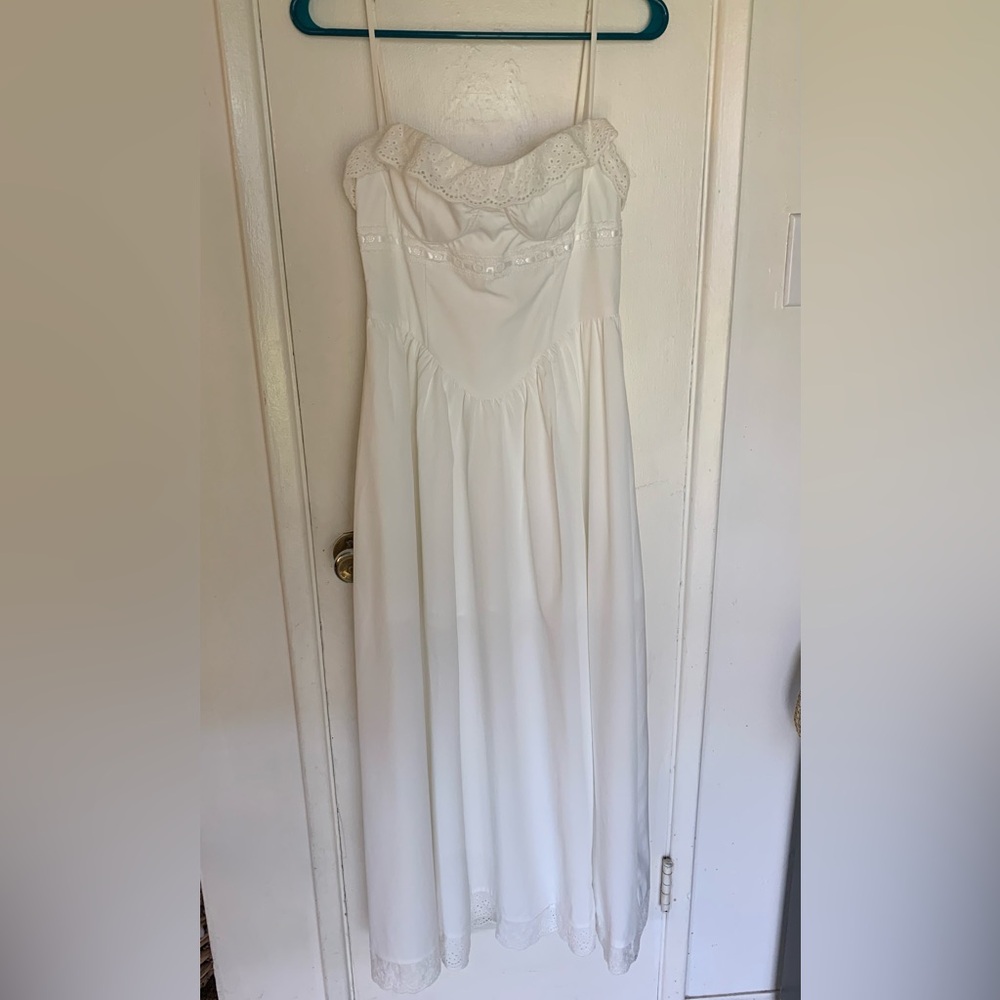 Summer Lace Midi Dress Spaghetti Strap Flowy - Picture 3 of 7